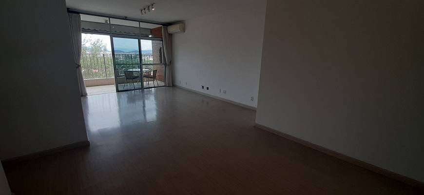 Foto 5 de Apartamento com 4 Quartos à venda, 155m² em Barra da Tijuca, Rio de Janeiro