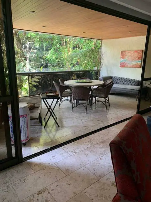 Foto 2 de Apartamento com 4 Quartos à venda, 182m² em Barra da Tijuca, Rio de Janeiro