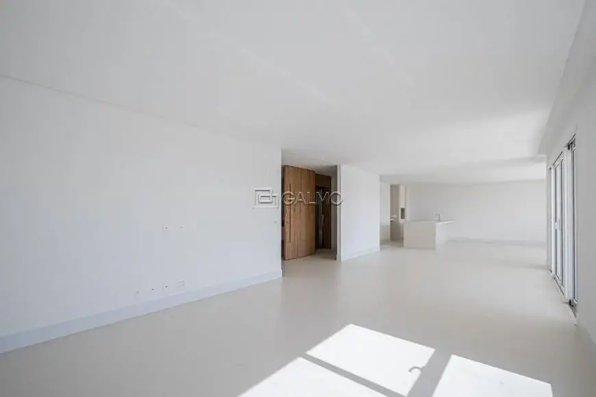 Foto 5 de Apartamento com 4 Quartos à venda, 333m² em Bela Suica, Londrina