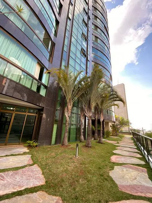 Foto 1 de Apartamento com 4 Quartos à venda, 179m² em Belvedere, Belo Horizonte
