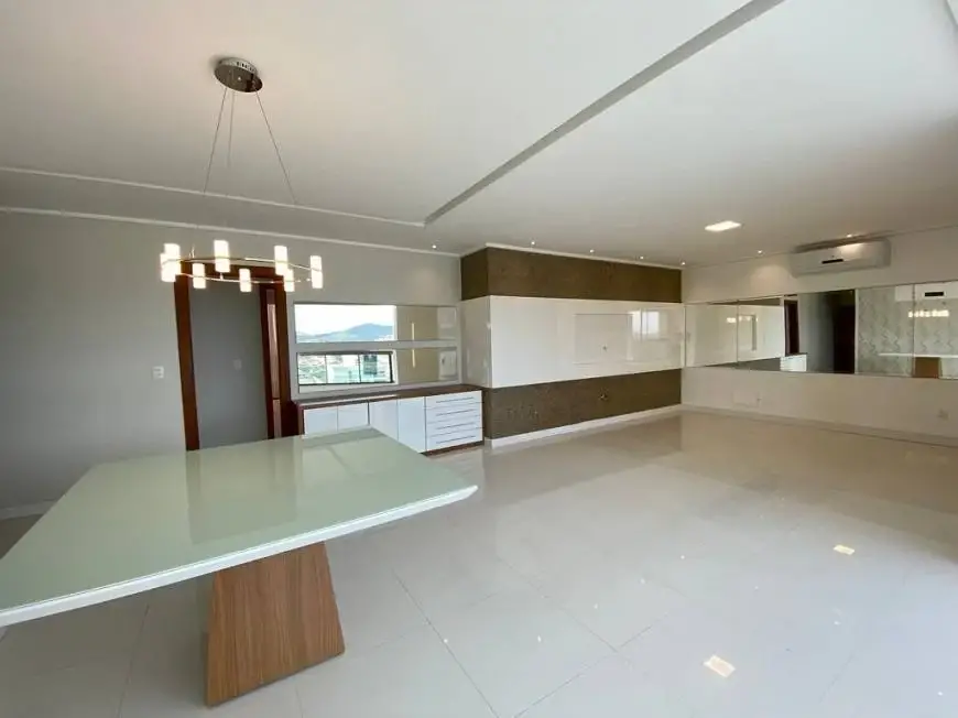 Foto 1 de Apartamento com 4 Quartos à venda, 151m² em Bento Ferreira, Vitória