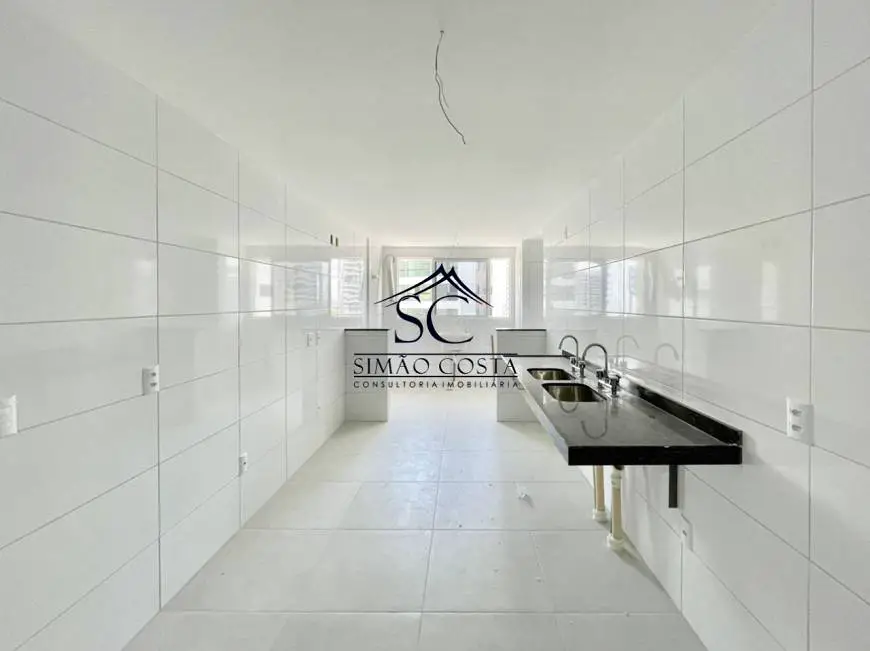 Foto 2 de Apartamento com 4 Quartos à venda, 162m² em Boa Viagem, Recife