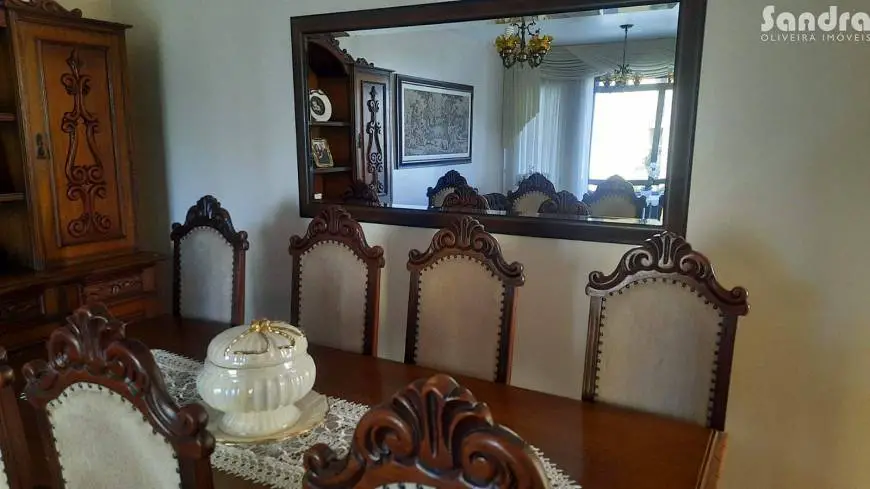 Foto 4 de Apartamento com 4 Quartos à venda, 130m² em Bonfim, Santa Maria