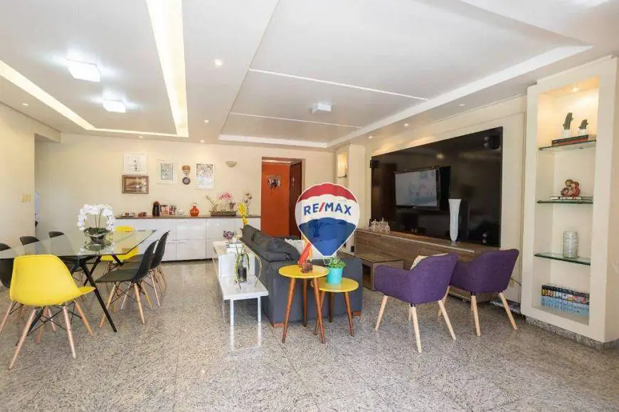 Foto 3 de Apartamento com 4 Quartos à venda, 220m² em Brisamar, João Pessoa