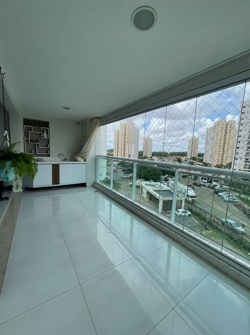 Foto 1 de Apartamento com 4 Quartos para alugar, 131m² em Calhau, São Luís