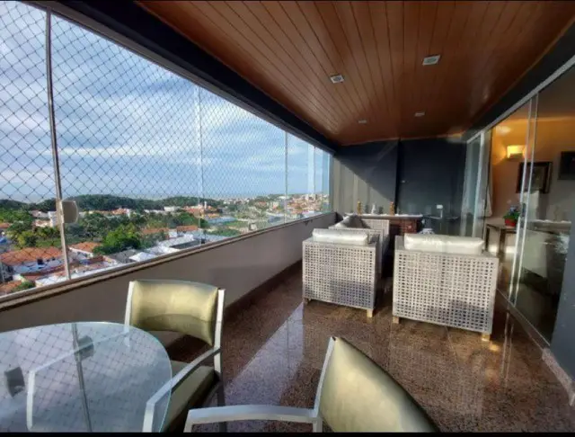 Foto 1 de Apartamento com 4 Quartos à venda, 217m² em Calhau, São Luís