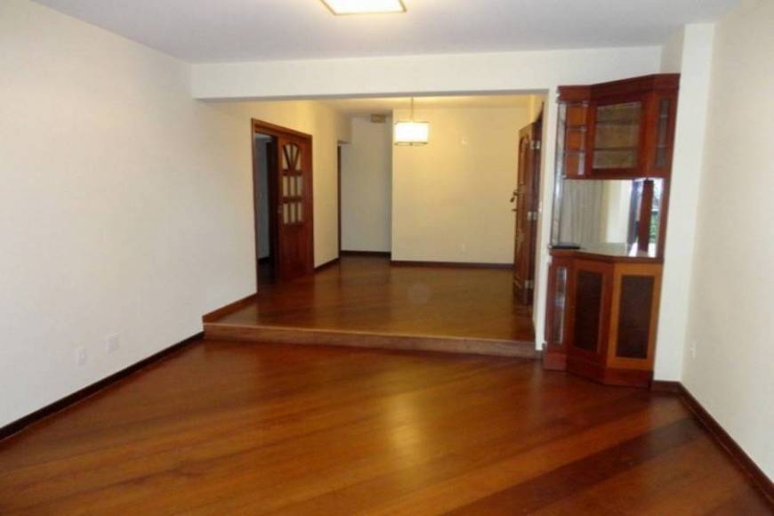 Foto 1 de Apartamento com 4 Quartos para alugar, 140m² em Cambuí, Campinas