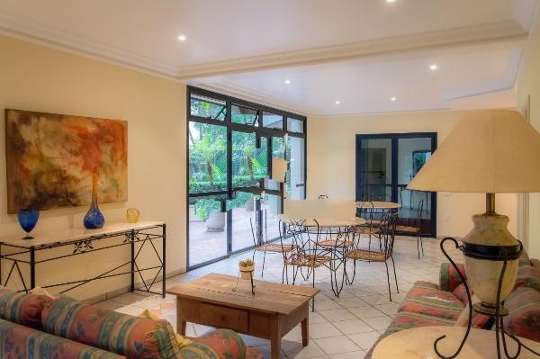Foto 1 de Apartamento com 4 Quartos à venda, 260m² em Cambuí, Campinas