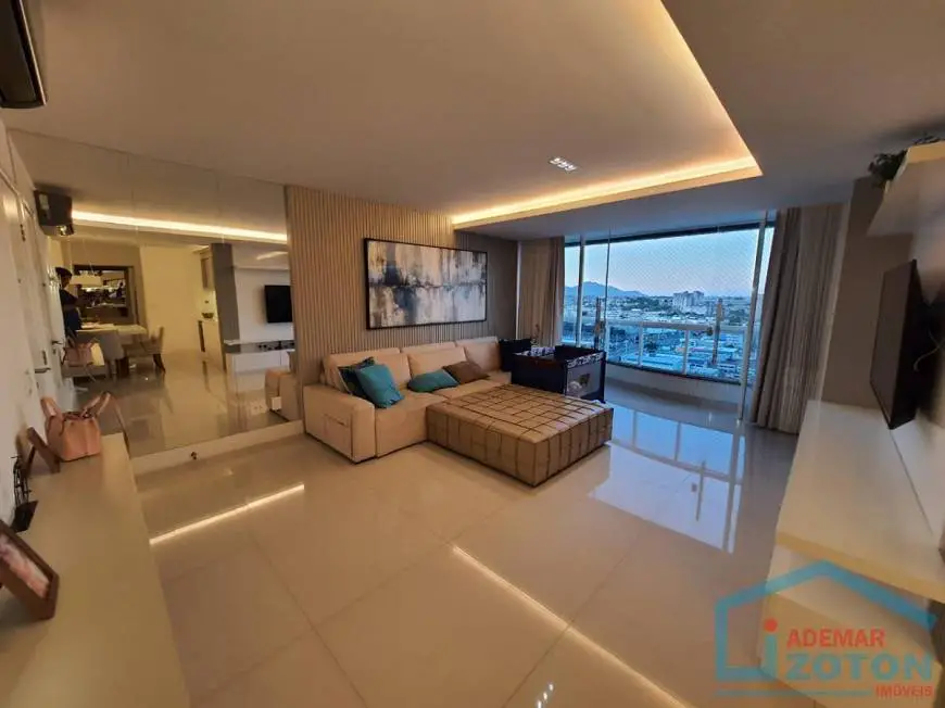Foto 3 de Apartamento com 4 Quartos à venda, 150m² em Campo Grande, Cariacica