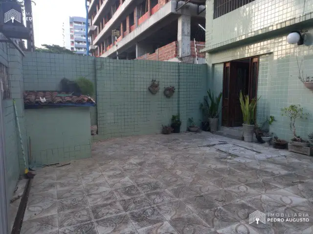 Foto 2 de Apartamento com 4 Quartos para alugar, 210m² em Casa Forte, Recife