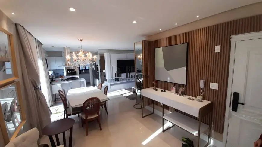 Foto 1 de Apartamento com 4 Quartos à venda, 138m² em Centro, Balneário Camboriú