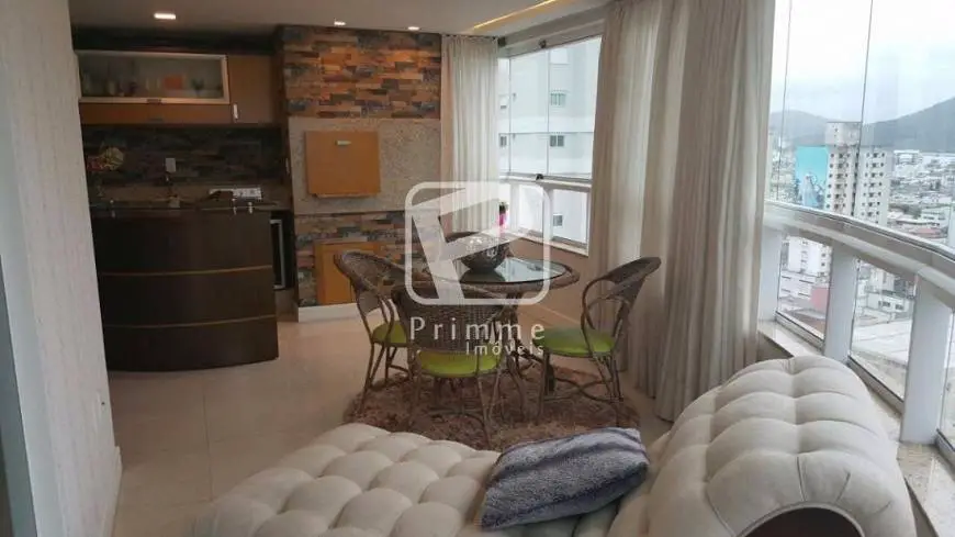 Foto 1 de Apartamento com 4 Quartos à venda, 257m² em Centro, Balneário Camboriú