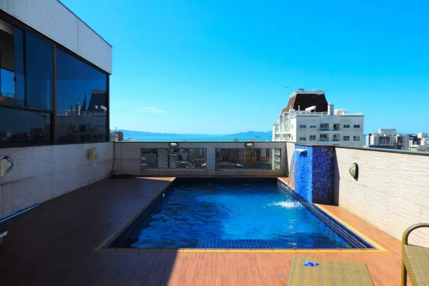 Foto 1 de Apartamento com 4 Quartos para venda ou aluguel, 360m² em Centro, Florianópolis