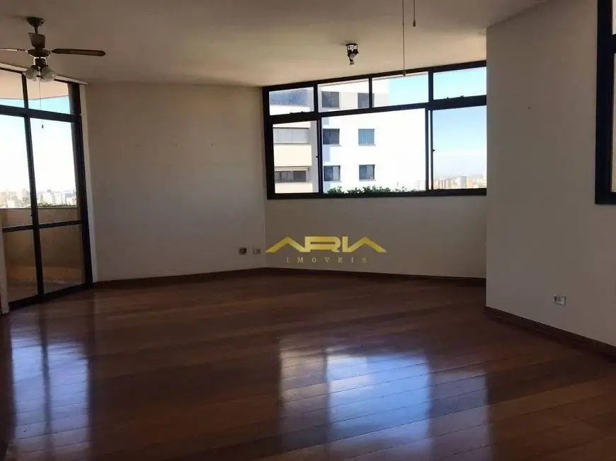 Foto 3 de Apartamento com 4 Quartos para venda ou aluguel, 194m² em Centro, Londrina