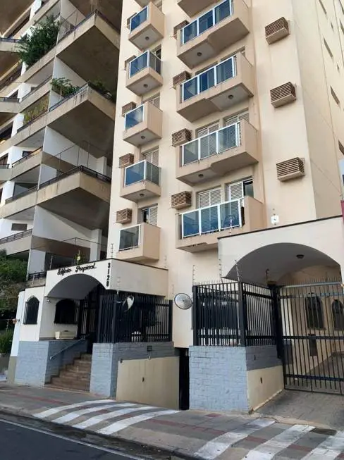 Foto 1 de Apartamento com 4 Quartos à venda, 200m² em Centro, São José do Rio Preto