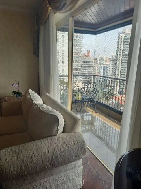Foto 1 de Apartamento com 4 Quartos à venda, 166m² em Chácara Klabin, São Paulo