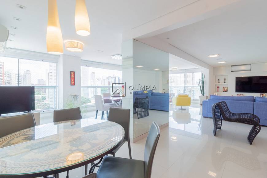 Foto 3 de Apartamento com 4 Quartos à venda, 245m² em Chácara Klabin, São Paulo