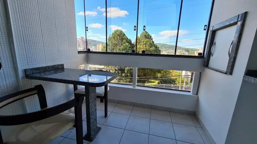 Foto 1 de Apartamento com 4 Quartos à venda, 120m² em Comerciario, Criciúma