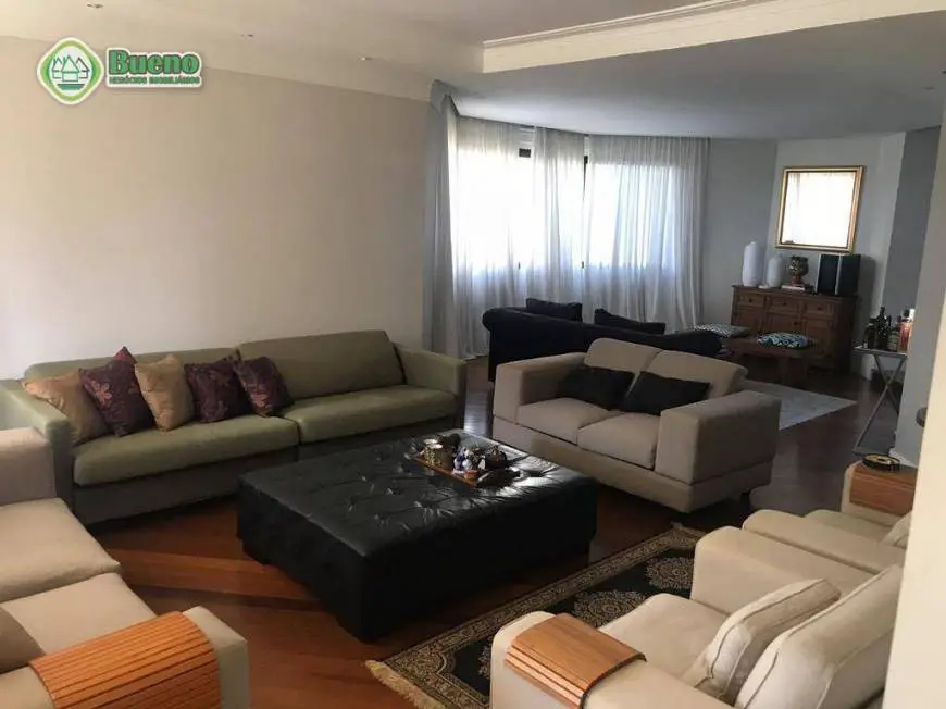 Foto 4 de Apartamento com 4 Quartos à venda, 350m² em Duque de Caxias, Cuiabá