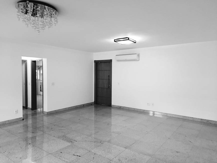 Foto 1 de Apartamento com 4 Quartos para alugar, 220m² em Gonzaga, Santos