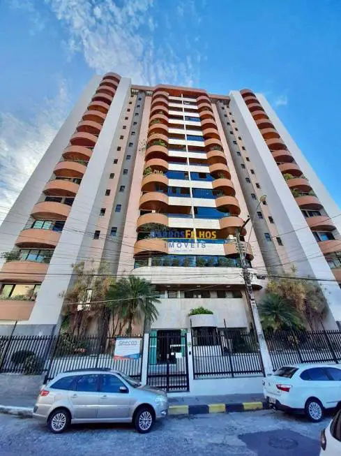 Foto 1 de Apartamento com 4 Quartos à venda, 180m² em Grageru, Aracaju