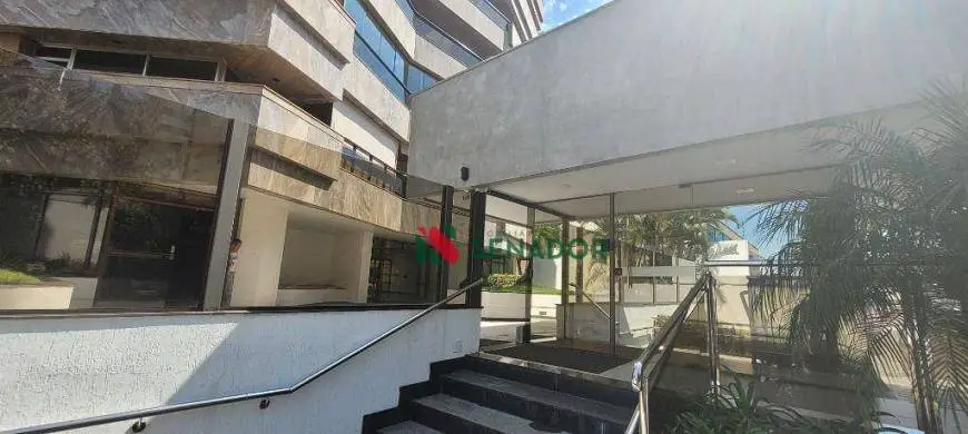 Foto 4 de Apartamento com 4 Quartos à venda, 404m² em Guanabara, Londrina