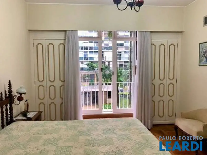 Foto 1 de Apartamento com 4 Quartos à venda, 390m² em Higienópolis, São Paulo