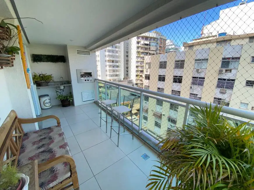 Foto 2 de Apartamento com 4 Quartos à venda, 125m² em Icaraí, Niterói