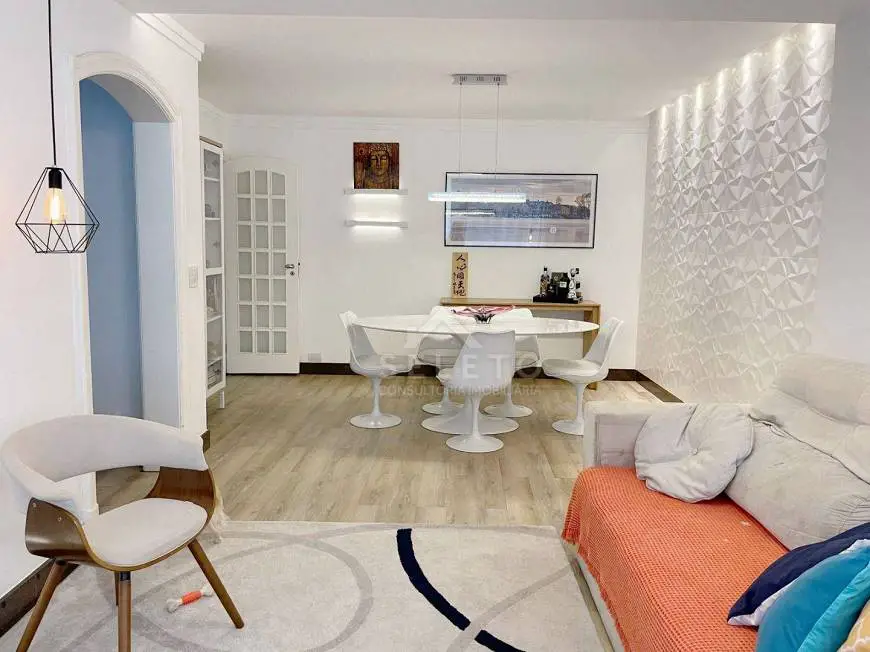Foto 2 de Apartamento com 4 Quartos à venda, 156m² em Icaraí, Niterói