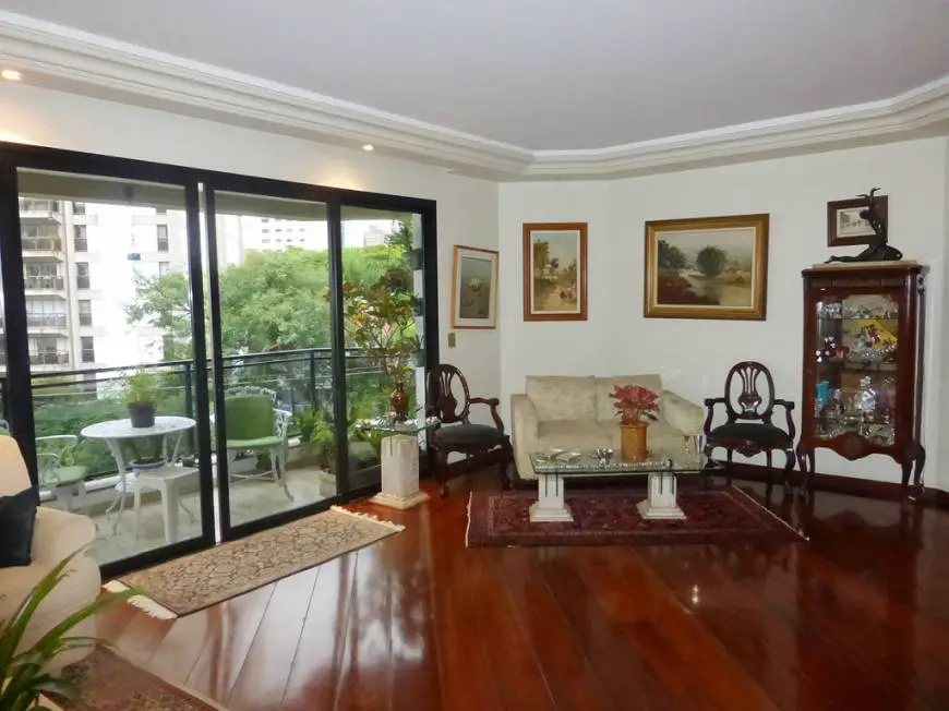 Foto 4 de Apartamento com 4 Quartos à venda, 198m² em Indianópolis, São Paulo