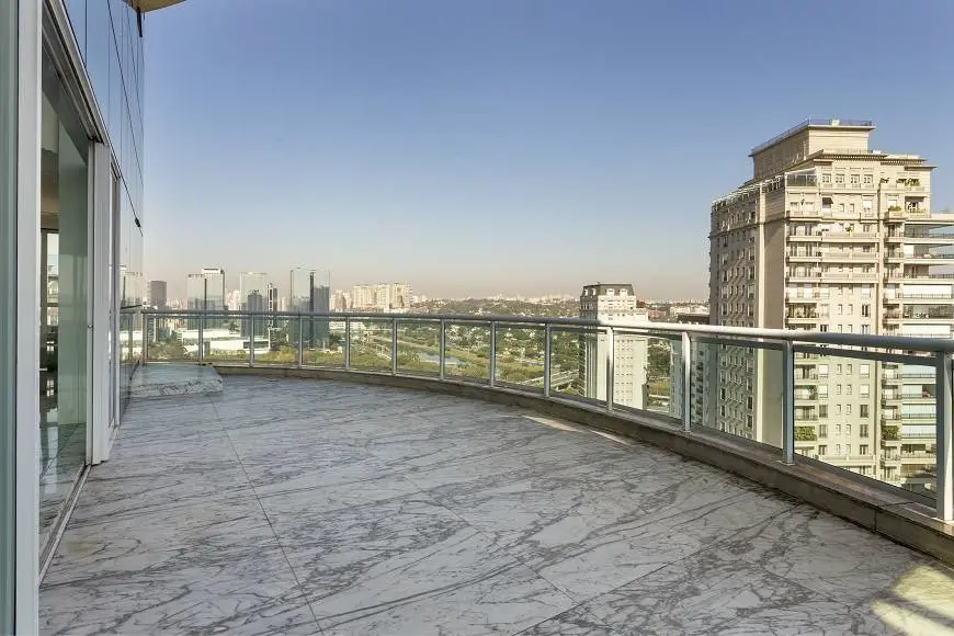 Foto 3 de Apartamento com 4 Quartos à venda, 741m² em Itaim Bibi, São Paulo
