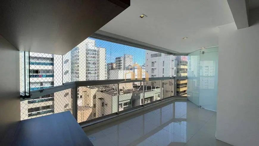 Foto 1 de Apartamento com 4 Quartos à venda, 224m² em Itapuã, Vila Velha