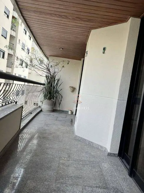 Foto 2 de Apartamento com 4 Quartos à venda, 157m² em Jardim América, São Paulo