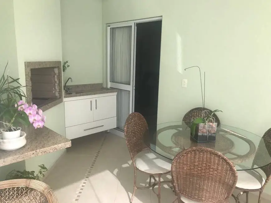 Foto 5 de Apartamento com 4 Quartos à venda, 216m² em Jardim Aquarius, São José dos Campos