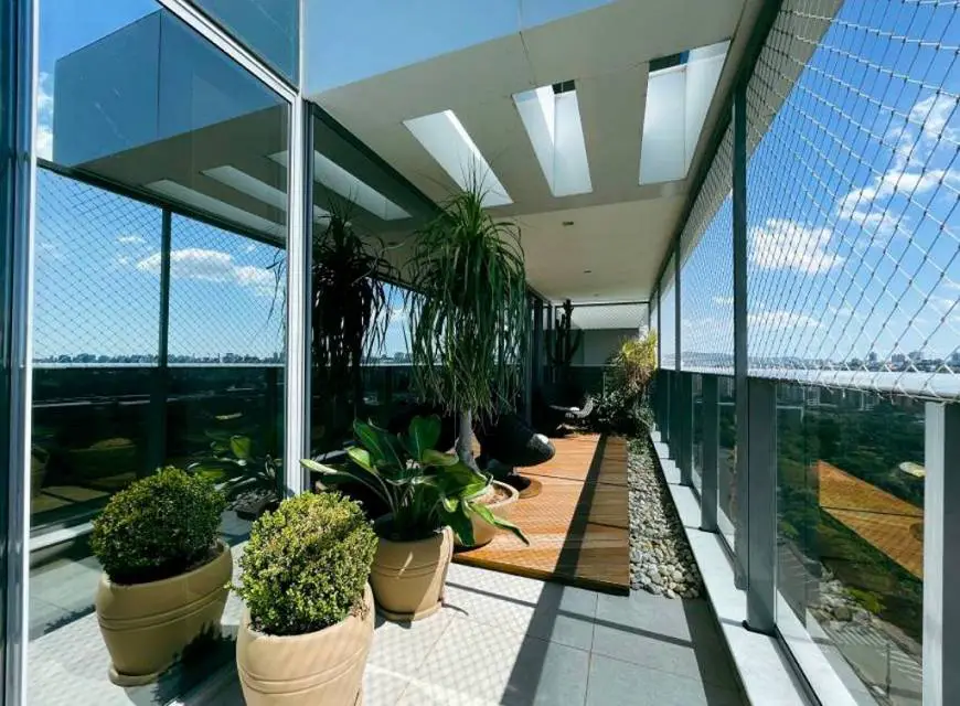 Foto 5 de Apartamento com 4 Quartos à venda, 234m² em Jardim Europa, Porto Alegre