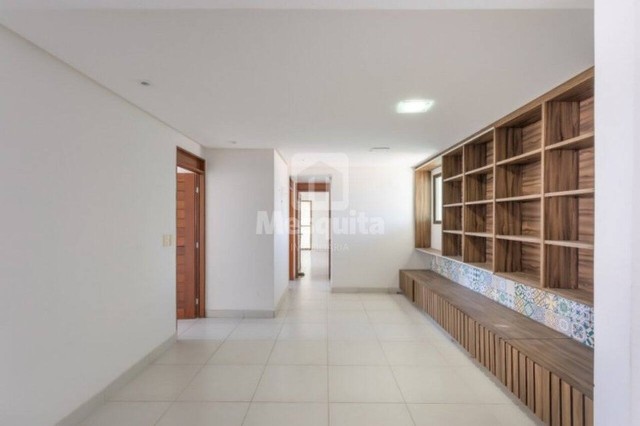 Foto 2 de Apartamento com 4 Quartos à venda, 230m² em Jardim Oceania, João Pessoa
