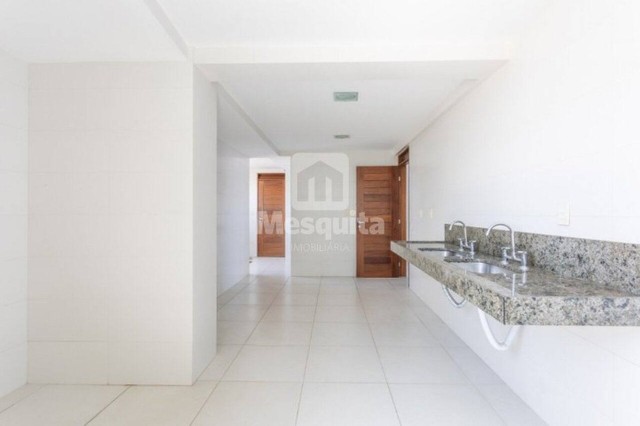 Foto 5 de Apartamento com 4 Quartos à venda, 230m² em Jardim Oceania, João Pessoa