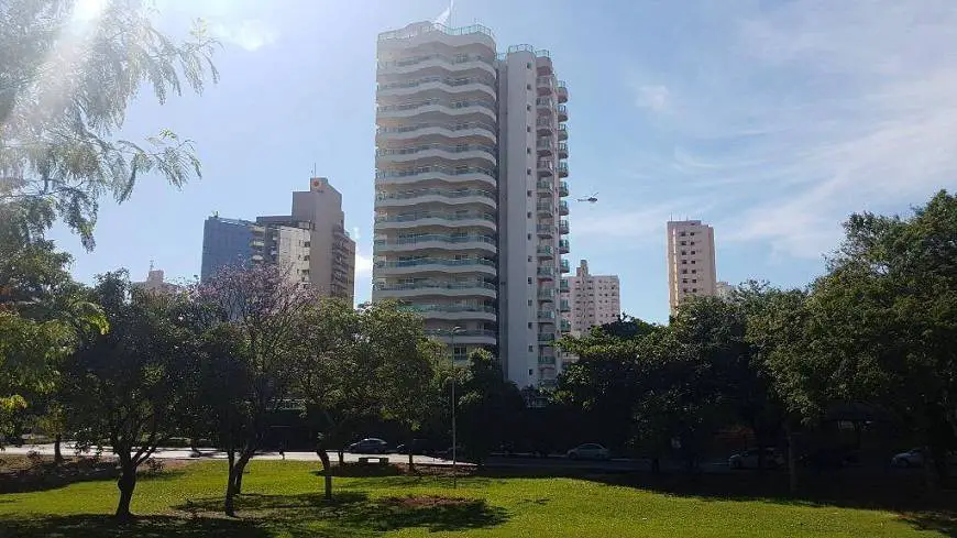 Foto 1 de Apartamento com 4 Quartos à venda, 315m² em Jardim Paulistano, Presidente Prudente