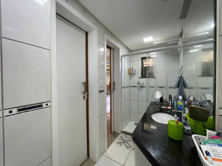 Foto 2 de Apartamento com 4 Quartos à venda, 117m² em Jardim Renascença, São Luís