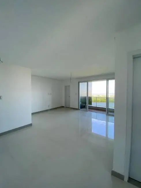 Foto 2 de Apartamento com 4 Quartos à venda, 243m² em Jardins, Aracaju