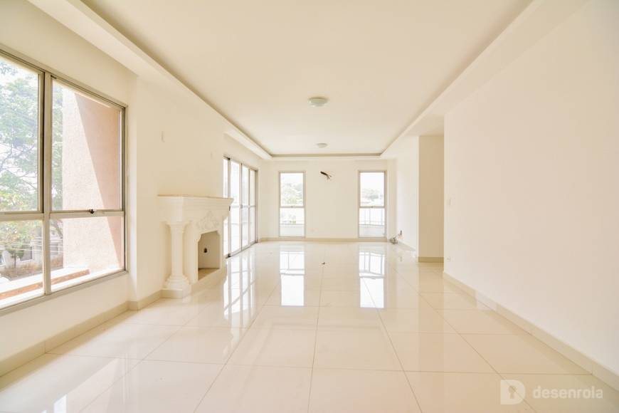 Foto 1 de Apartamento com 4 Quartos à venda, 195m² em Jardins, São Paulo