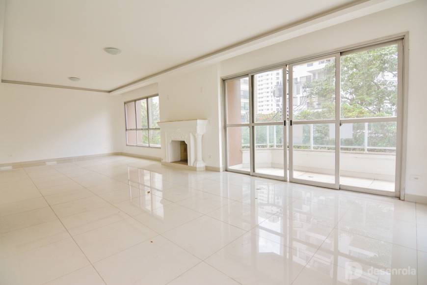 Foto 2 de Apartamento com 4 Quartos à venda, 195m² em Jardins, São Paulo
