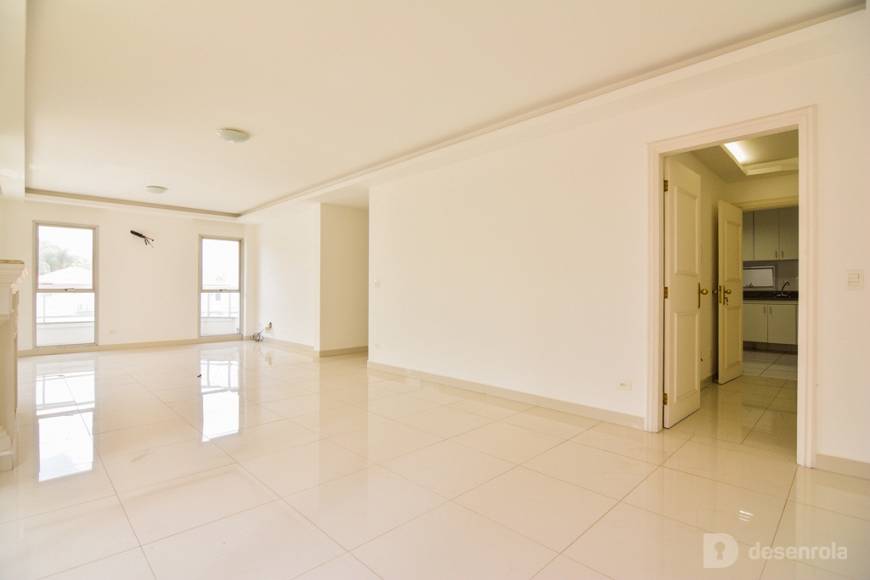 Foto 3 de Apartamento com 4 Quartos à venda, 195m² em Jardins, São Paulo
