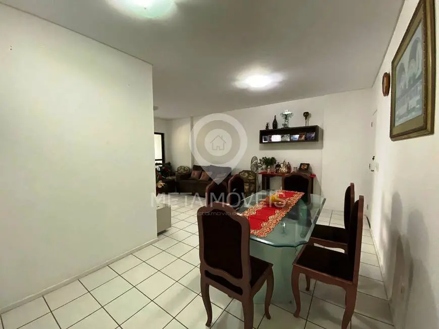 Foto 2 de Apartamento com 4 Quartos à venda, 125m² em Jóquei, Teresina