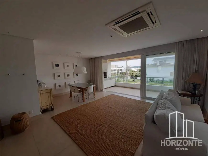 Foto 1 de Apartamento com 4 Quartos à venda, 195m² em Jurerê Internacional, Florianópolis