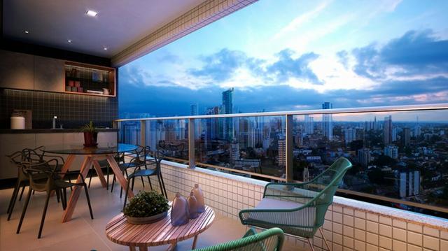 Foto 1 de Apartamento com 4 Quartos à venda, 123m² em Madalena, Recife
