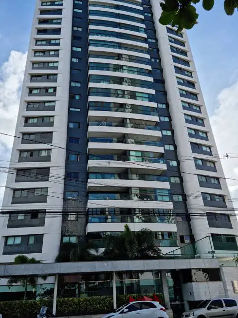 Foto 1 de Apartamento com 4 Quartos à venda, 153m² em Madalena, Recife