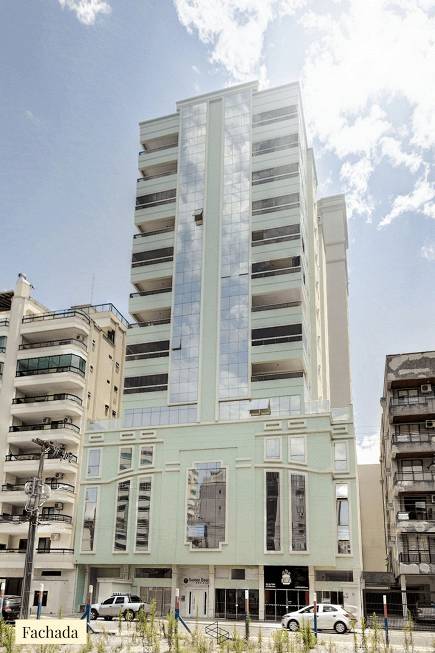 Foto 1 de Apartamento com 4 Quartos à venda, 147m² em Meia Praia, Itapema