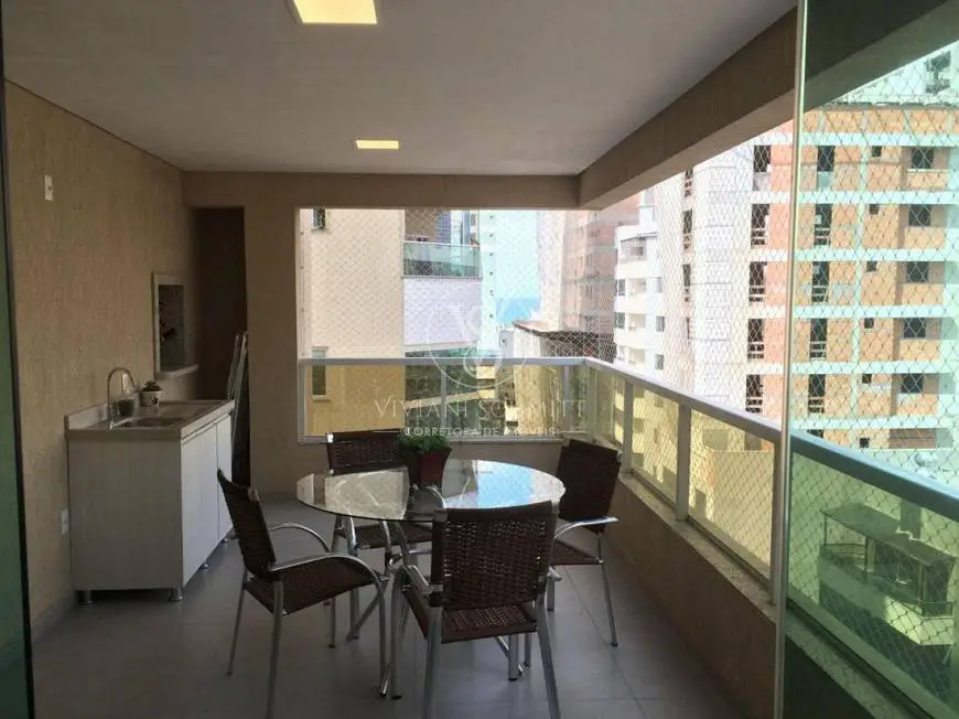 Foto 1 de Apartamento com 4 Quartos à venda, 187m² em Meia Praia, Itapema