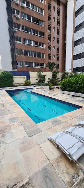 Foto 3 de Apartamento com 4 Quartos à venda, 258m² em Meireles, Fortaleza